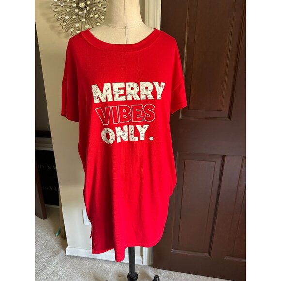Jenni Women's Short-Sleeve Printed 'Merry Vibes Only' Sleepshirt, Red, S - Picture 1 of 4
